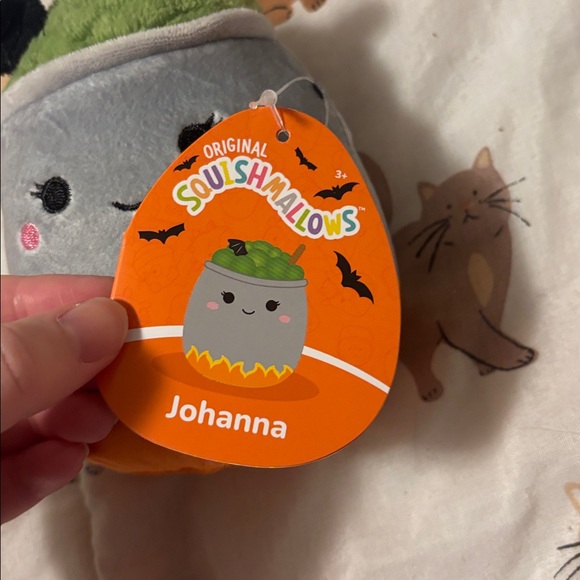5 inch johanna squishmallow - Picture 2 of 2
